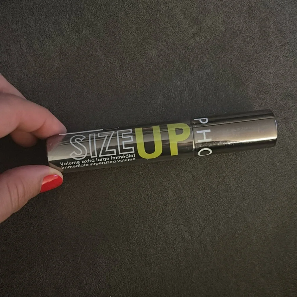 Sephora Size Up volumizing mascara